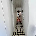 L'esbadaia فيلة *
