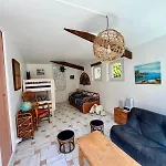 L'esbadaia فيلة *