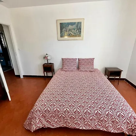 Вилла L'esbadaia