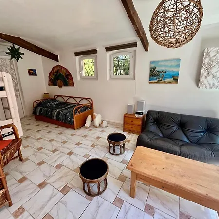 L'esbadaia Вилла *