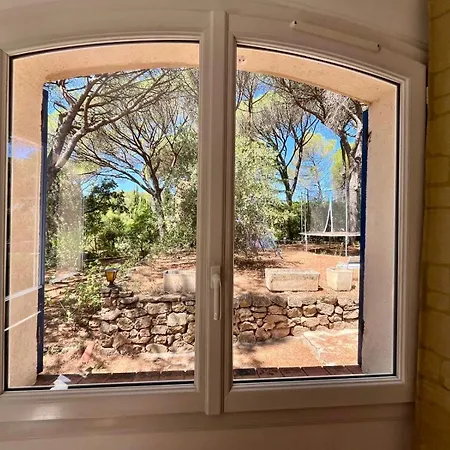 L'esbadaia Вилла *