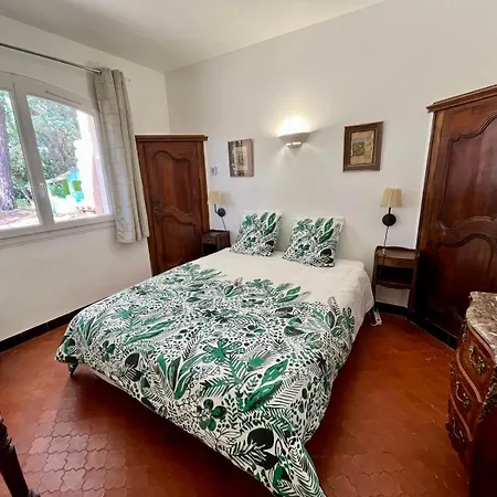 L'esbadaia Сен-Рафаэль